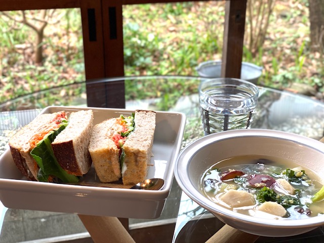 kamakura 24sekki｜鎌倉の隠れ家カフェ、庭を眺めながらのベジサンド